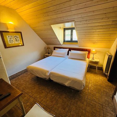 Hostal Nau Pradets Βιέλα Εξωτερικό φωτογραφία
