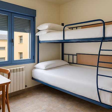 Hostal Nau Pradets Βιέλα Εξωτερικό φωτογραφία